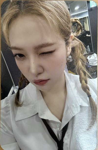 Red Velvet十週年香水卡-Yeri