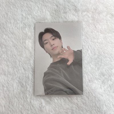 九週年項鍊小卡 權順榮 hoshi 卡面卡背實物戰神！