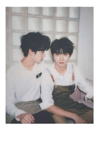 25‘台曆 隨機卡 16雙人