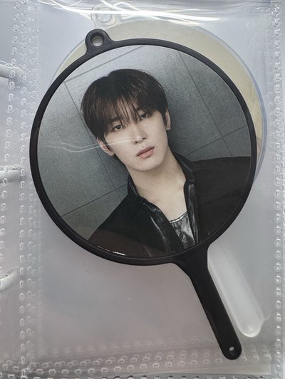 圓佑Right here小扇盤