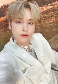 24’巡迴 周邊卡 外套卡