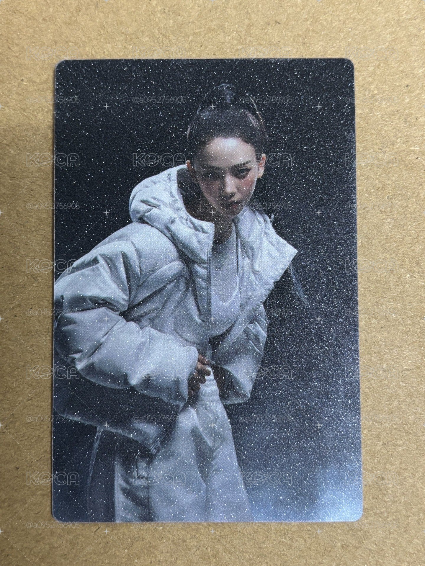 aespa Karina 柚子 代言卡 NIKE Swoosh Puffer 柚-109