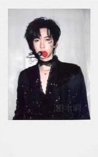 冠歲 隨機卡 7黑衣咬花拍立得