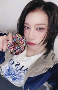 UXLXVE ju 線下3.0 簽售卡 🍩