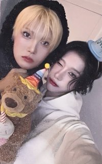 迷一 ju 線下10.0 unit 簽售卡 生日快樂 A