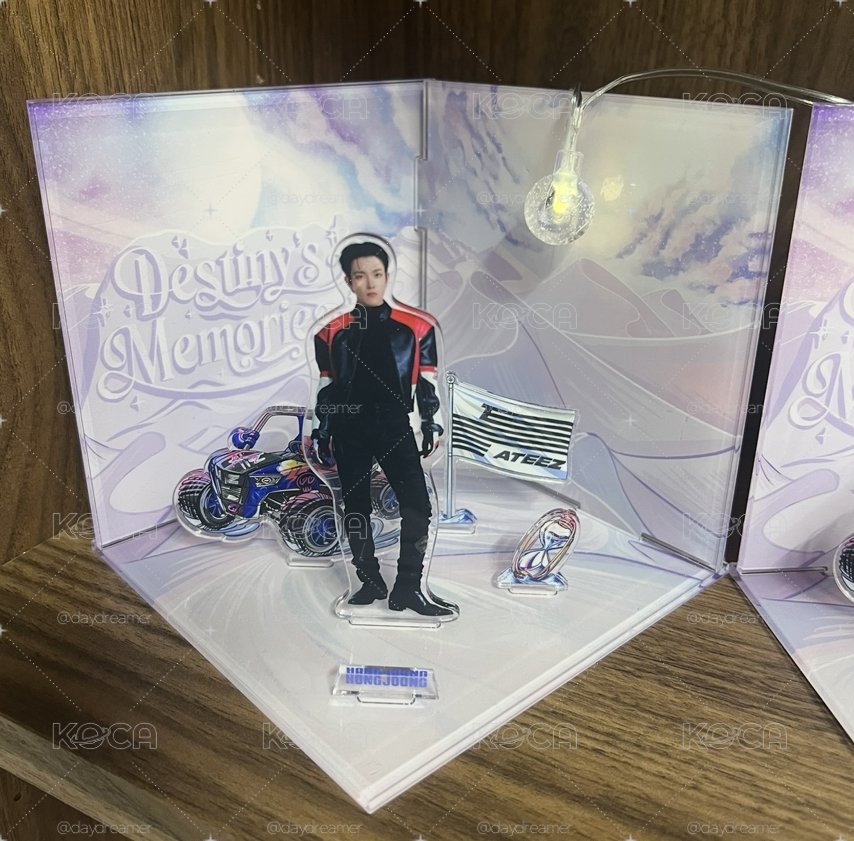 命運展立牌 中