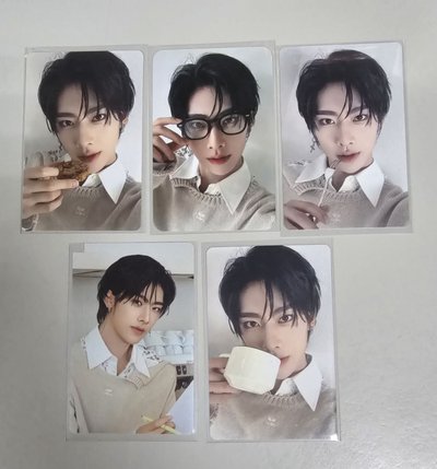 zb1 25'SG  年曆卡 