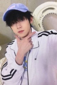 左航18歲生日禮 周邊卡 