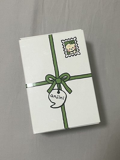 ive 盒娃 安（含綁三張空專）