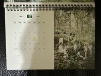 桌曆：240mm x 165mm