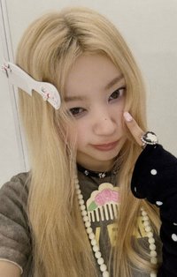 NOT CUTE ANYMORE wvs 線上 滿額卡 