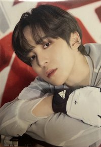 Beyond Zero 專輯卡 WHITE