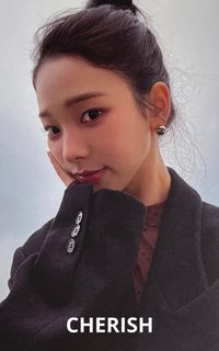 Rich Man fromm 幸運卡 柚