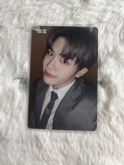 金泰來 日專 塔店 澀谷 抽選卡 制服