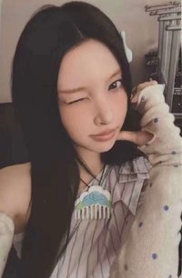 NOT CUTE ANYMORE yzy 預售2.0 特典卡 