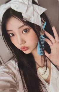 NOT CUTE ANYMORE yzy 預售2.0 特典卡 