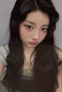 NOT CUTE ANYMORE hl 簽售卡 