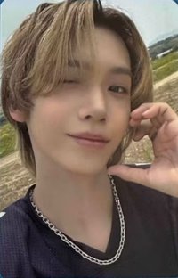 [WHO WE ARE] POP-UP STORE 隨機卡 