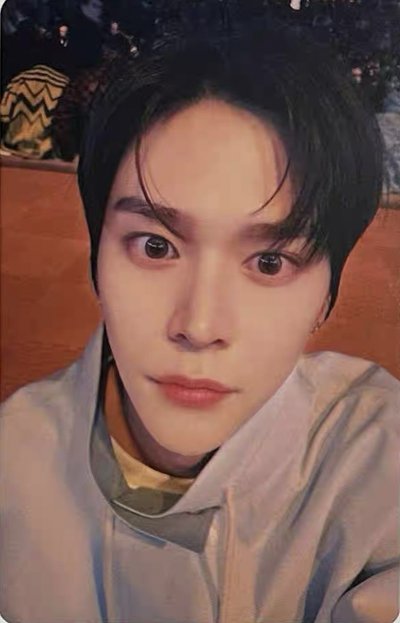 Get A Guitar yzy 補償簽售中背卡恩 