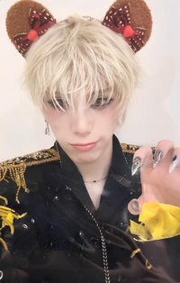 UXLXVE slm 線下2.0 簽售卡 