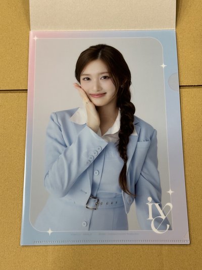 張員瑛 Liz 李瑞 萬代資料夾