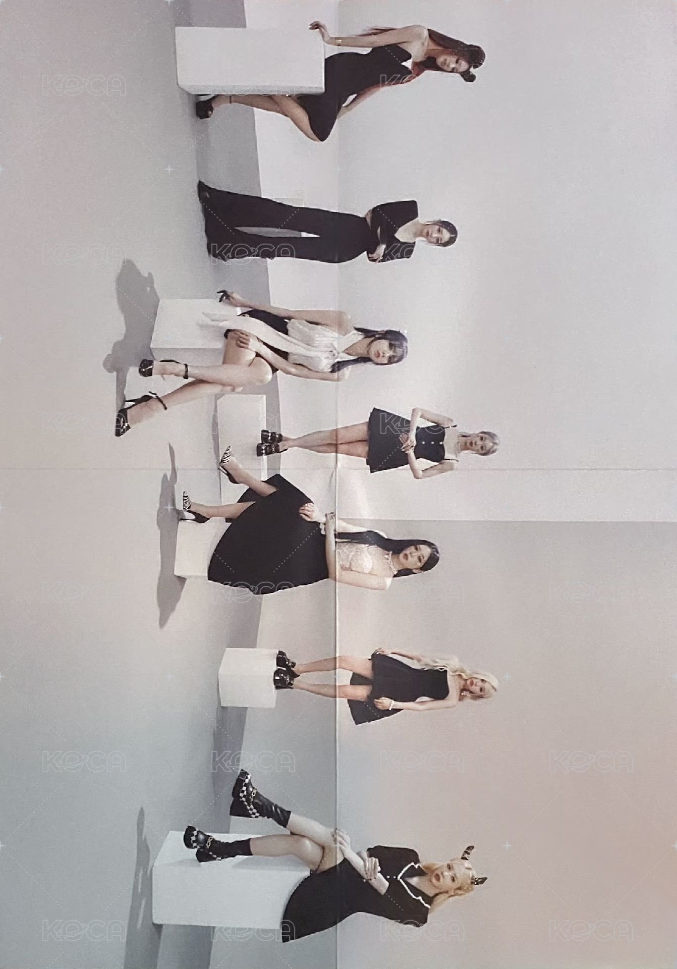 迷你九輯 海報 (限量專雙面折疊海報) 背面