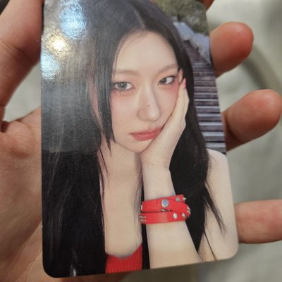 ITZY GWBG Special Edition 李彩領 捧臉小卡 近全新