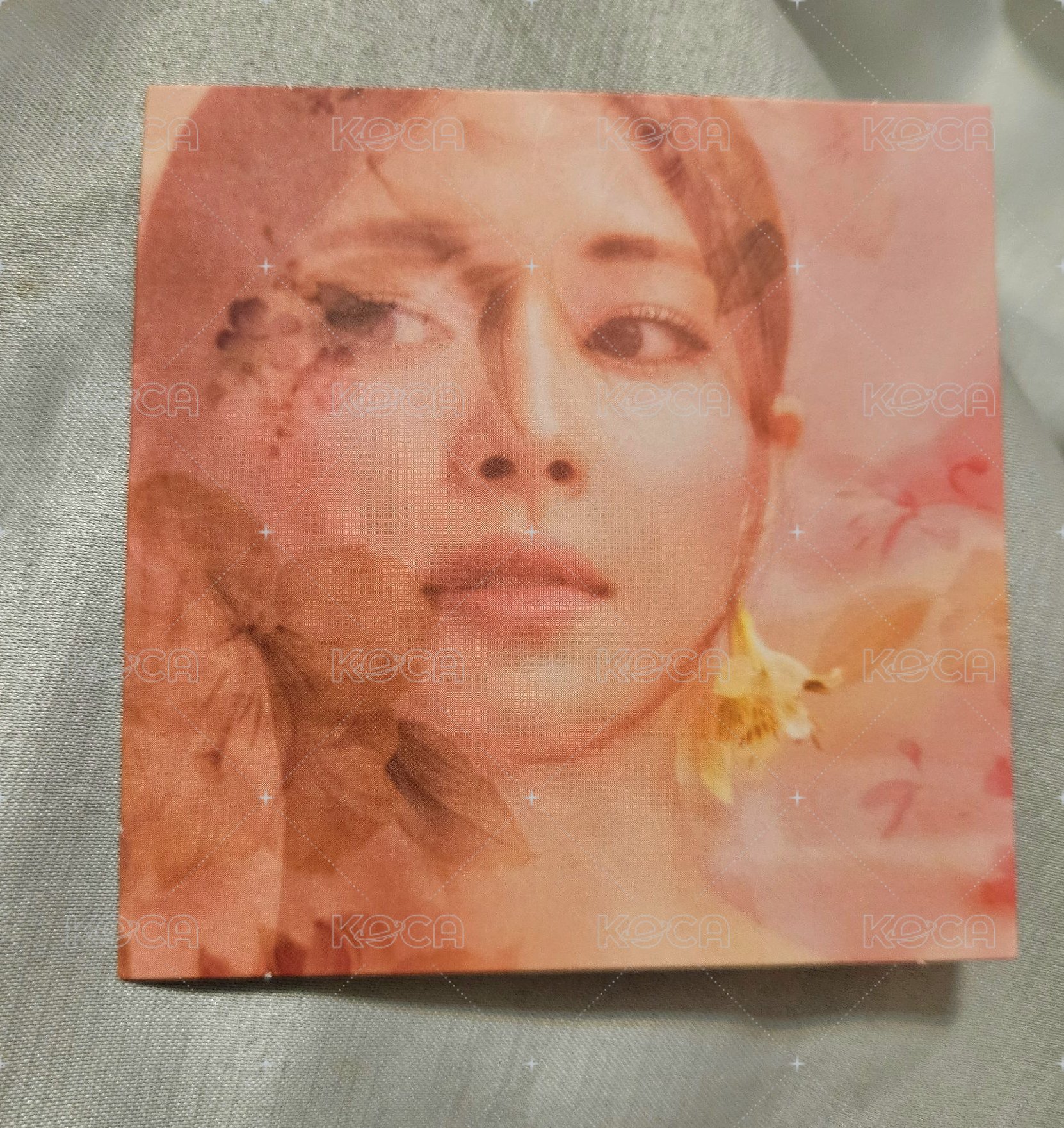 aboutTzu  專輯卡  背面