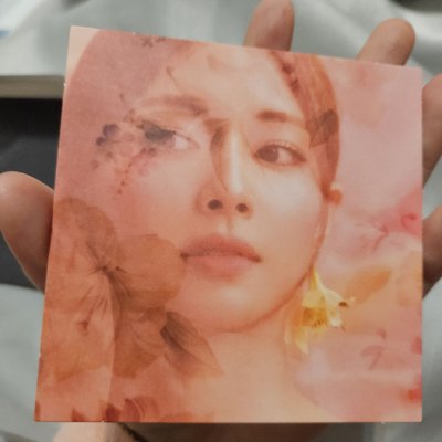 周子瑜 abouTZU SOLO 方卡 