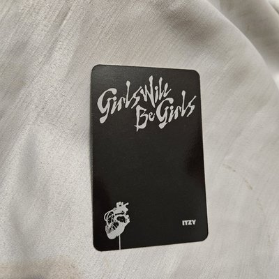 ITZY GWBG 電子專 A VER. Lia 小卡 趴桌