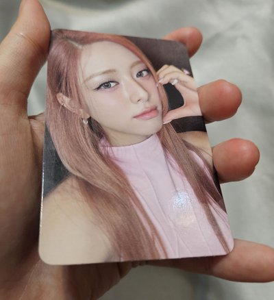 ITZY GWBG 專卡，有娜 比心 小卡