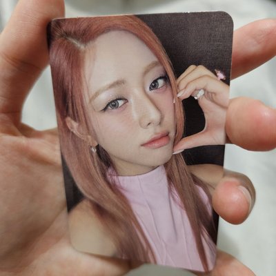 ITZY GWBG 專卡，有娜 比心 小卡