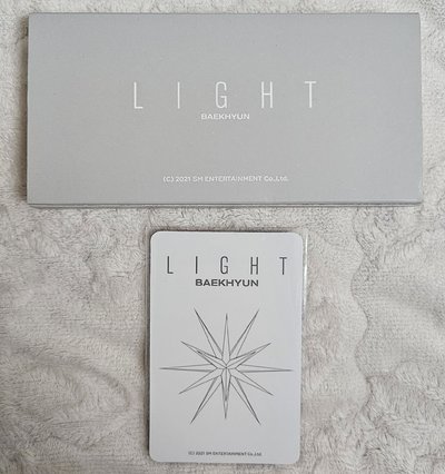 EXO 伯賢手翻書小卡組