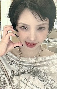 We are 泡泡摩奇 澳門線下 簽售卡  B ver