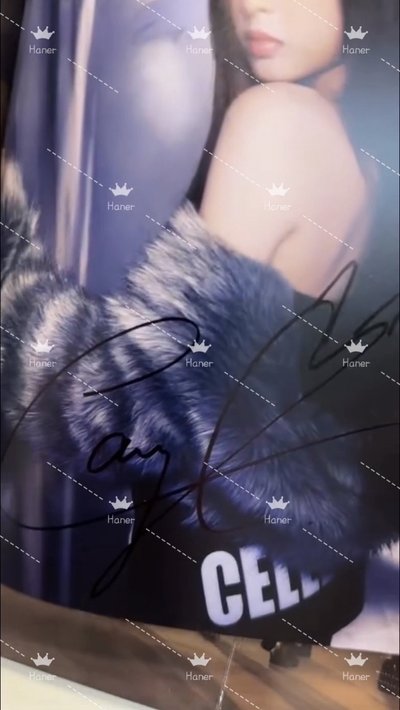 全員we go up親簽