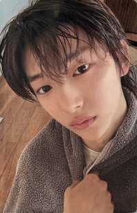 迷一 yzy 7.0 幸運卡 