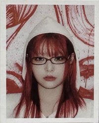 迷二 專輯卡 證件照 紅髮