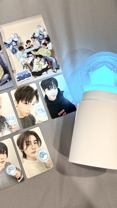 BOYNEXTDOOR手燈底座組(含整套手燈卡、手燈套）