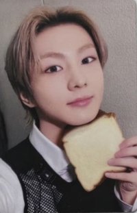 正二後續 yzy 4.0 特典卡 