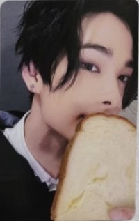 正二後續 yzy 4.0 特典卡 