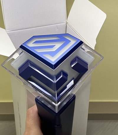 SJ 特別版手燈 附希小卡 SS10 