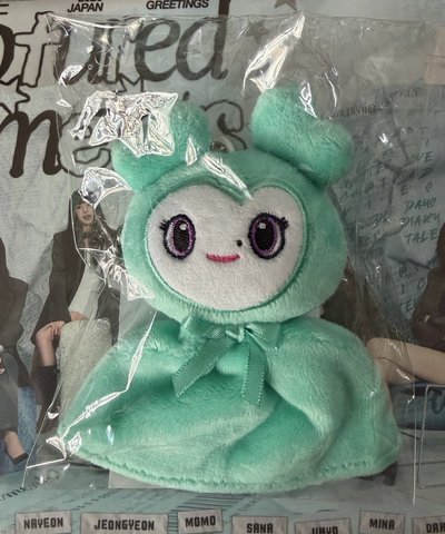 TWICE MINA MIVELY 晴天娃娃