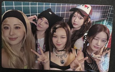 LE SSERAFIM DIFFERENT專卡 通常盤 單封