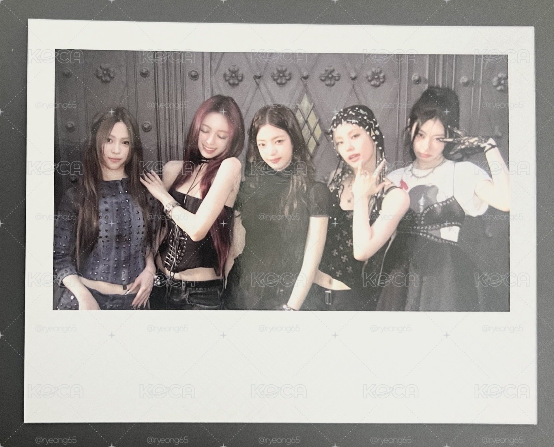 ITZY｜TUNNEL VISION｜拍立得、專輯內容物