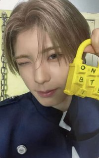 One Bite 初回限定B盤 專輯卡 