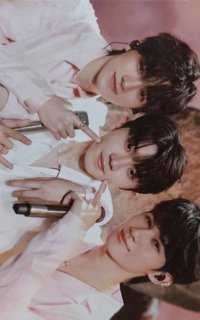 二專 QQ音樂 團封烏托邦樂園 特典卡 抬起頭來