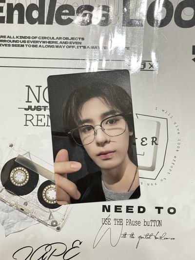 ⭐️金李涵 眼鏡 中背