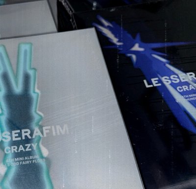 LE SSERAFIM HOT,Crazy未拆專