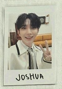 25年holiday拍立得（比耶）