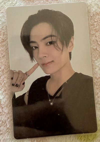 Unseen展覽隨機卡星